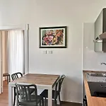 アパート L'altro Krisa バーリ