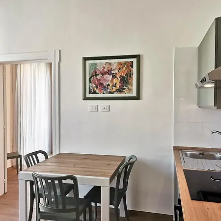 Апартаменти L'altro Krisa Барі